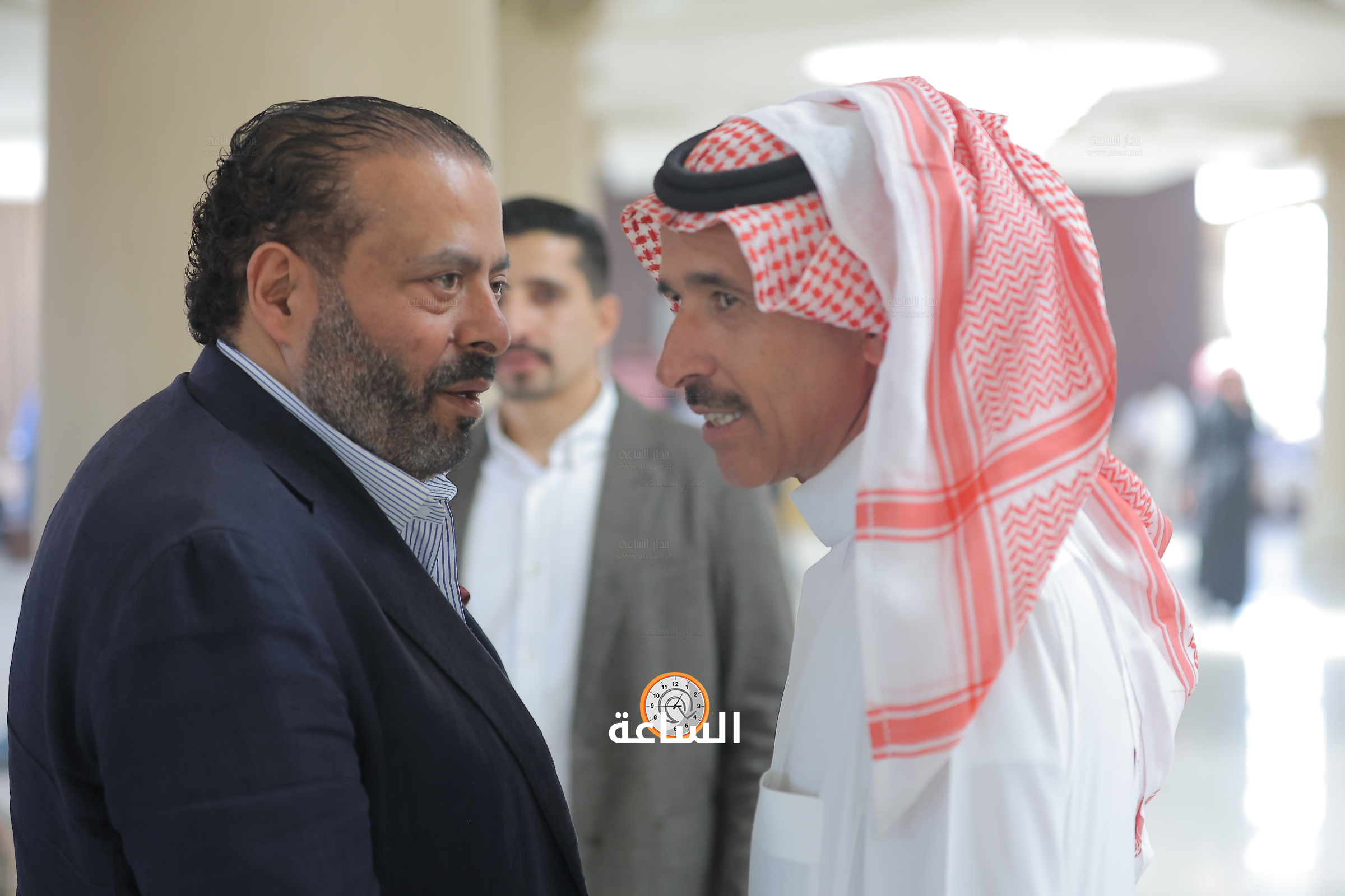 Madar Al-Saa Images 0.8707804313341405