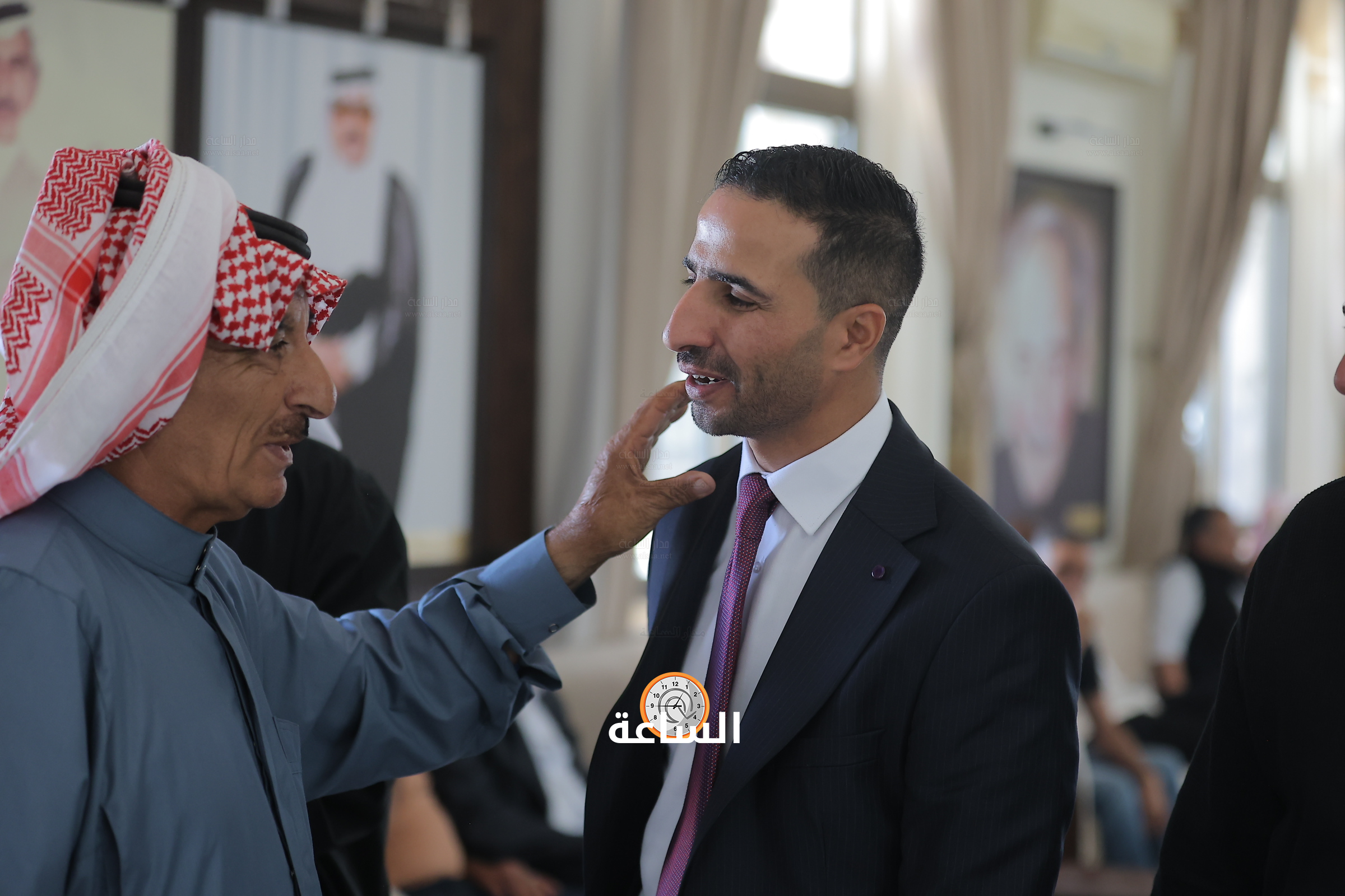 Madar Al-Saa Images 0.8776176744285177