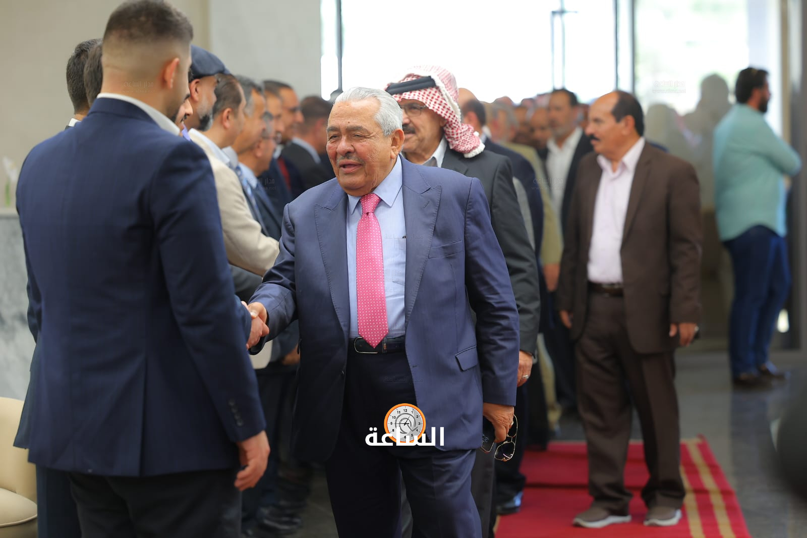 Madar Al-Saa Images 0.3063757222618654