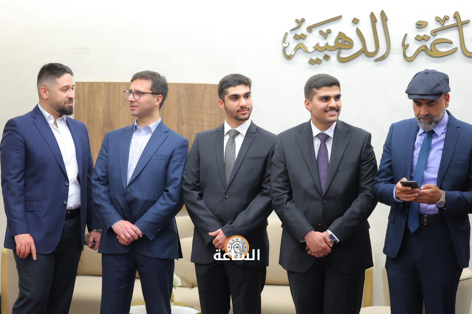 Madar Al-Saa Images 0.2726977132948165