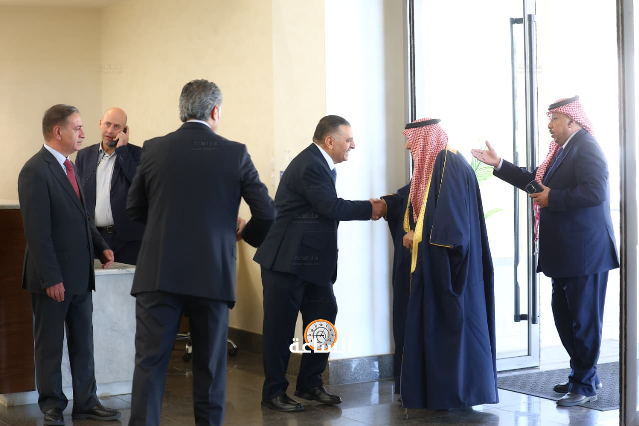 Madar Al-Saa Images 0.30702768907893263