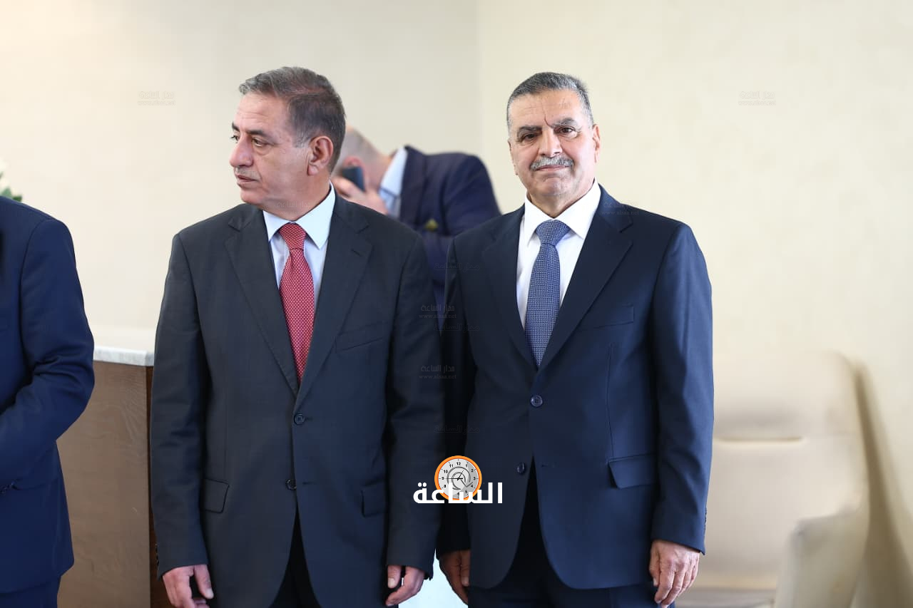 Madar Al-Saa Images 0.5445717647287411