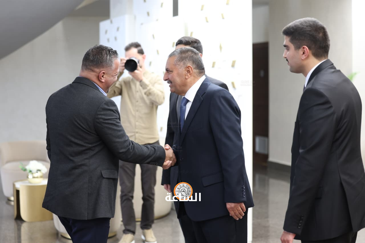 Madar Al-Saa Images 0.1554846902454975