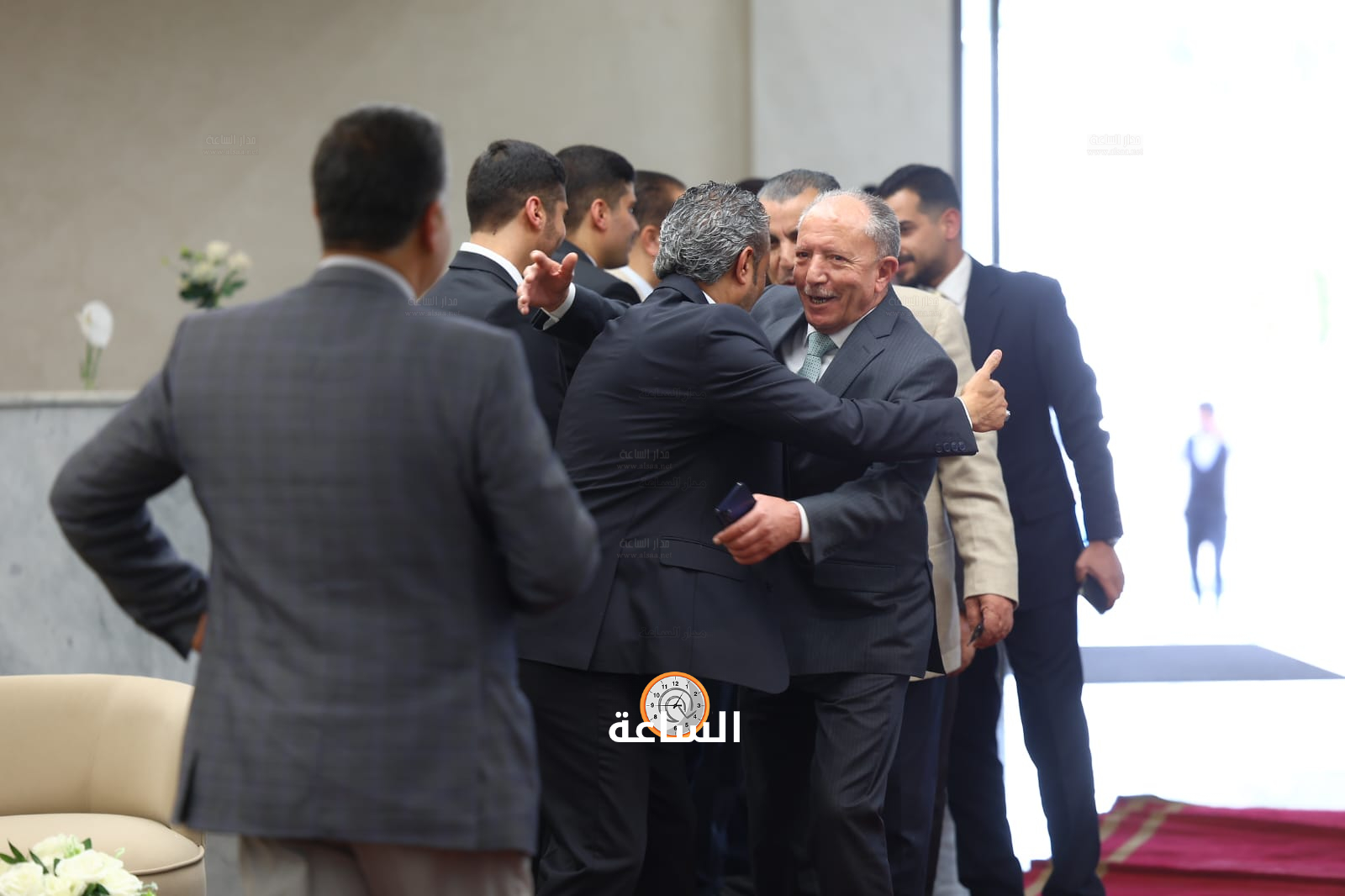 Madar Al-Saa Images 0.5618528169245982