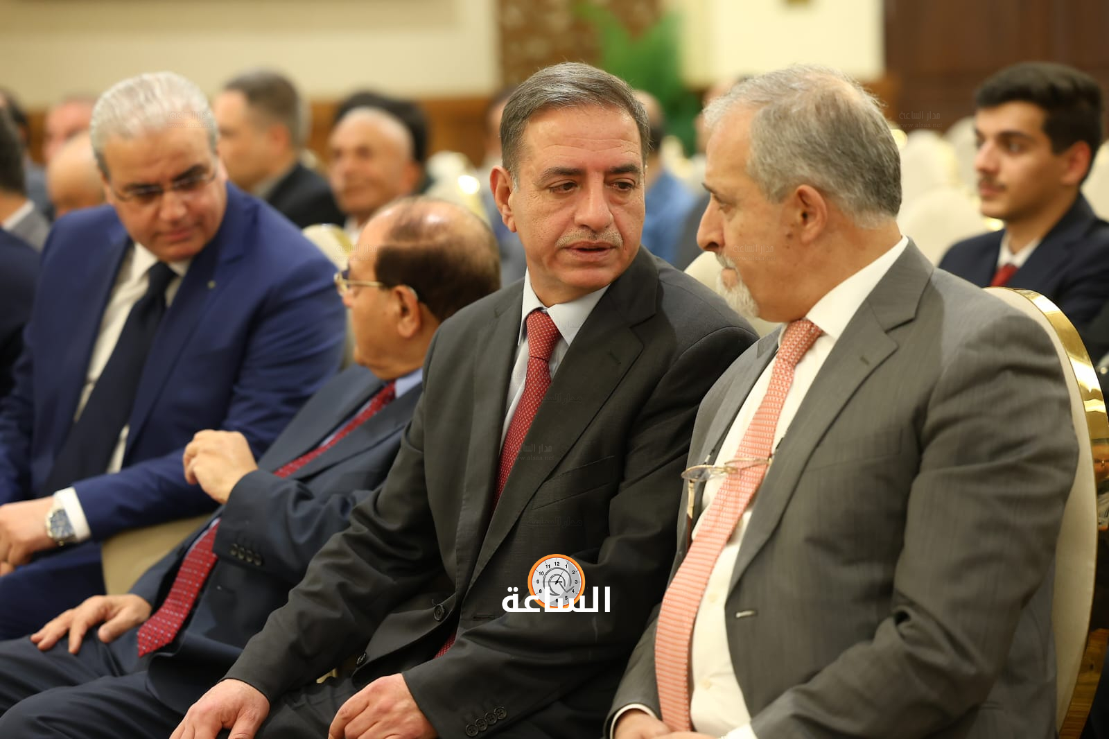 Madar Al-Saa Images 0.5921813372506329