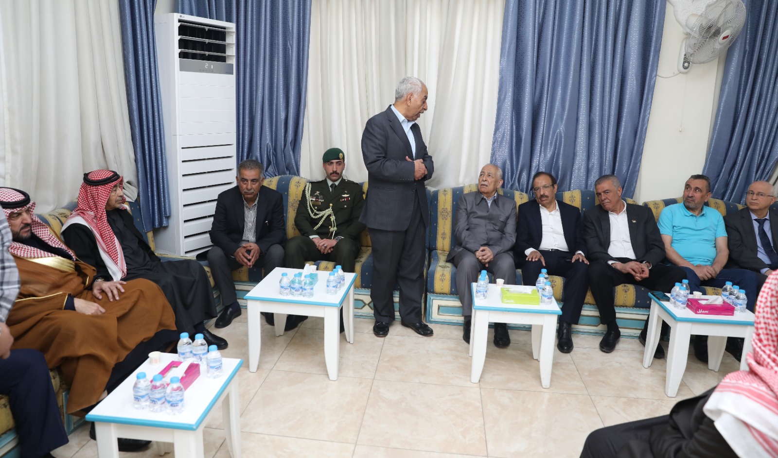 Madar Al-Saa Images 0.8870615449515505