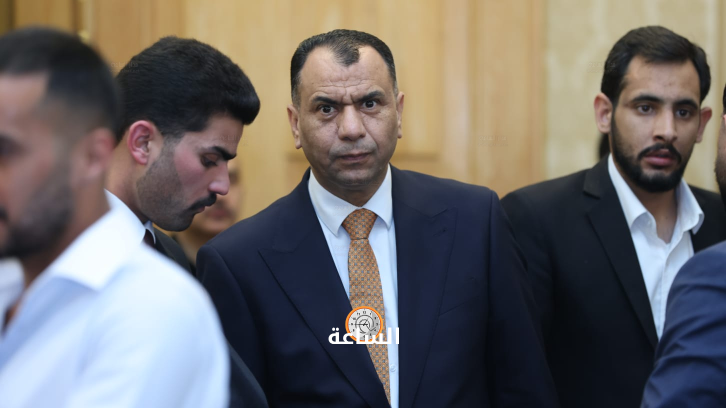 Madar Al-Saa Images 0.572968451312099