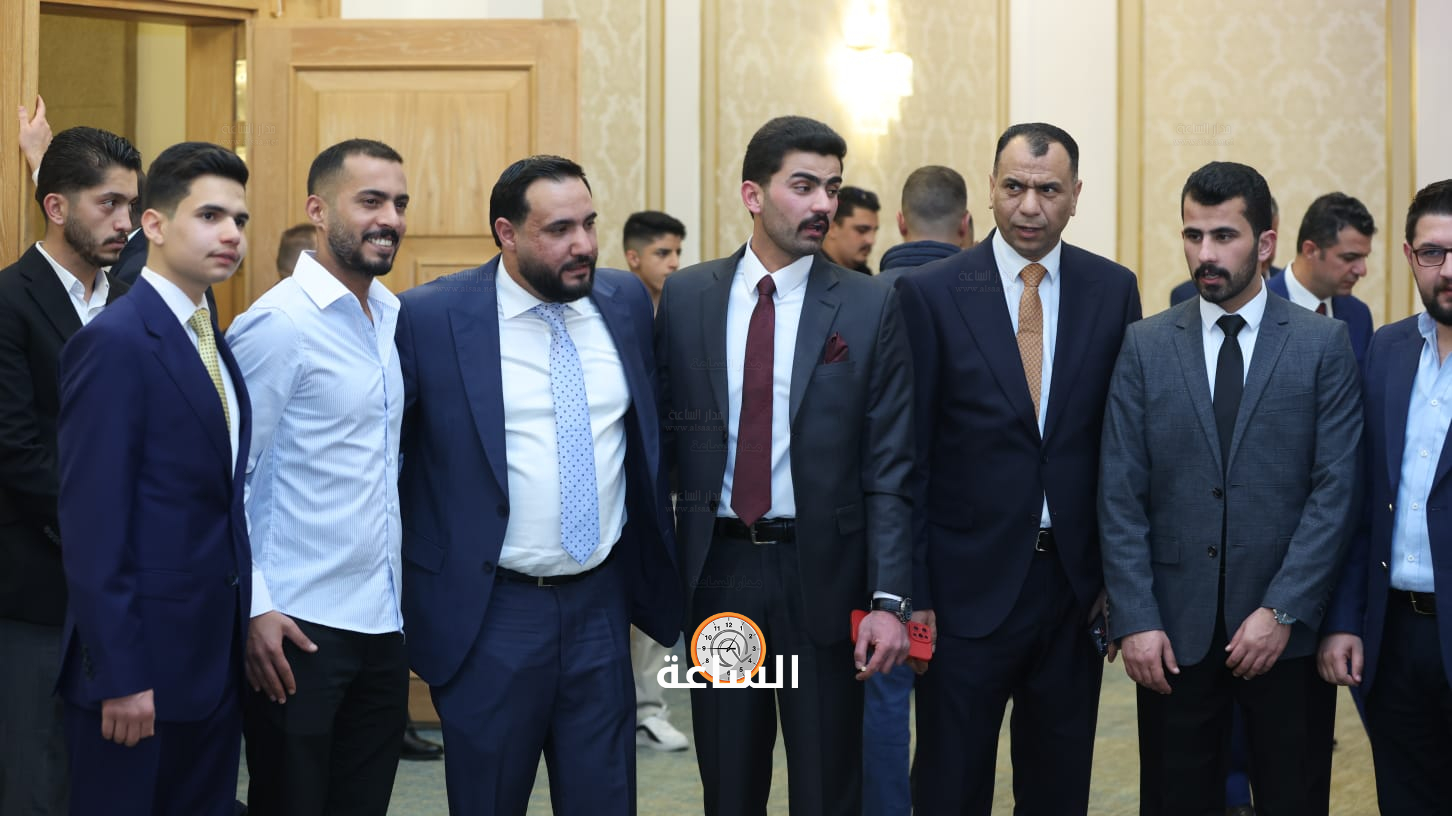 Madar Al-Saa Images 0.7271795599454103