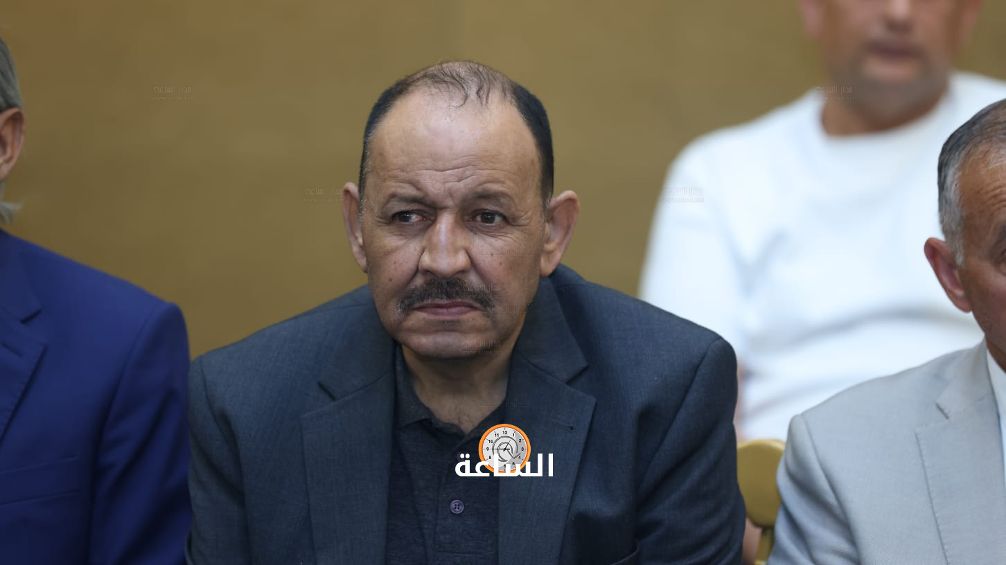 Madar Al-Saa Images 0.23619636781519804