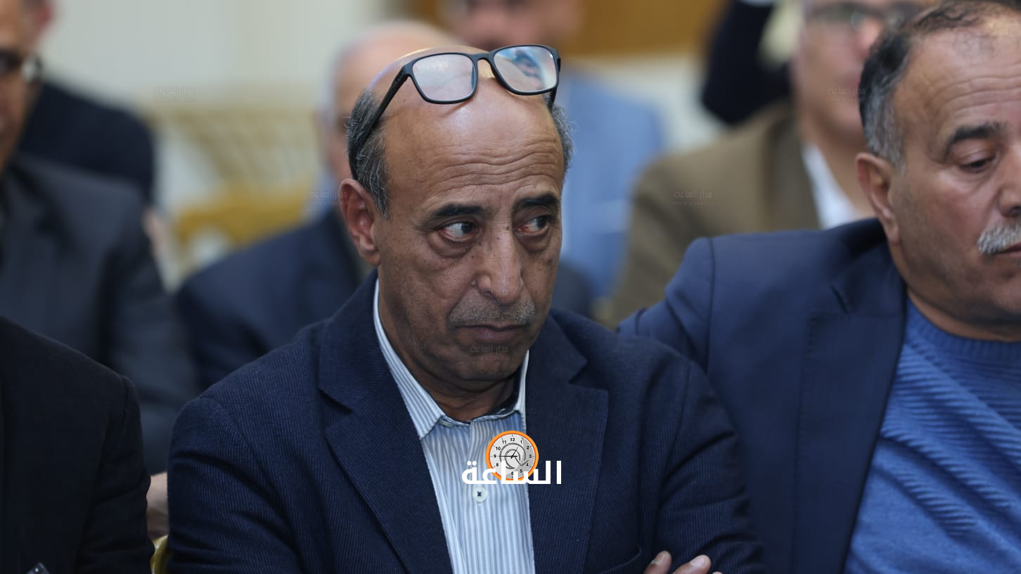 Madar Al-Saa Images 0.516425178762342