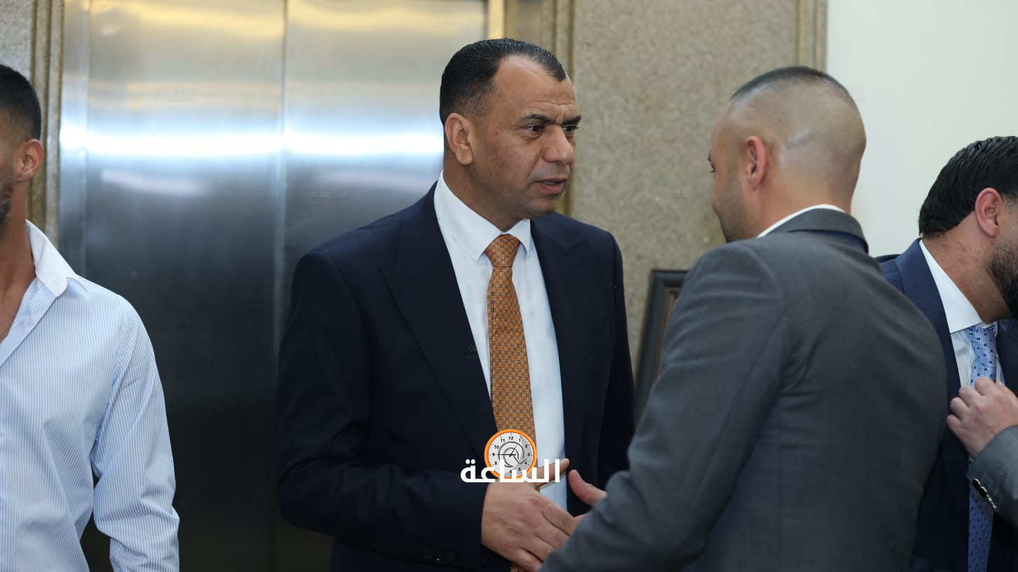 Madar Al-Saa Images 0.4397617993636488