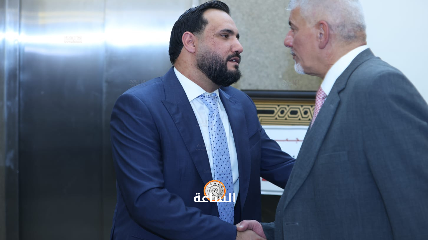 Madar Al-Saa Images 0.41327875168430206