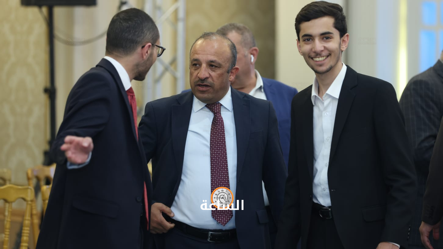 Madar Al-Saa Images 0.9653065172951841