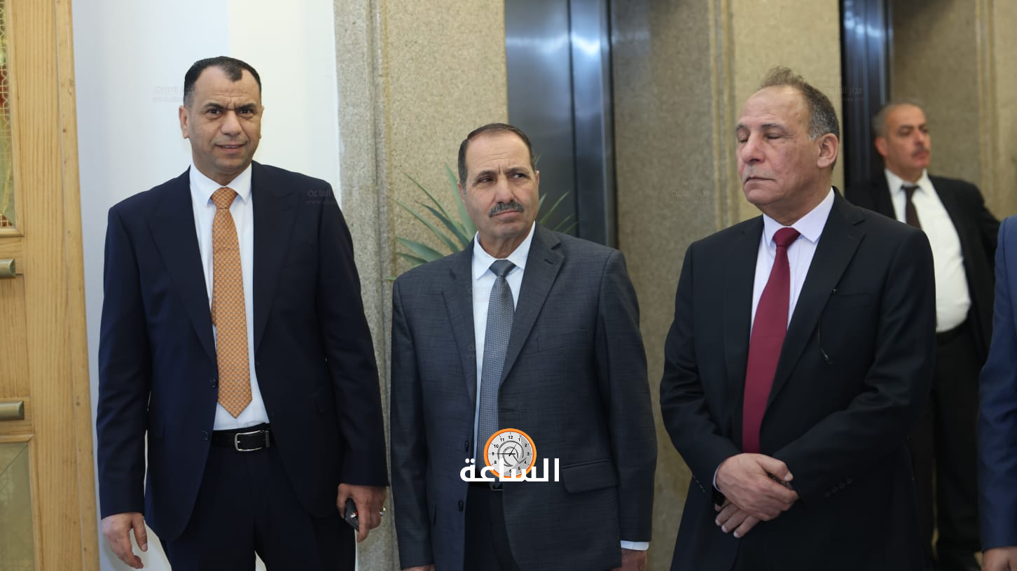 Madar Al-Saa Images 0.356725651469886