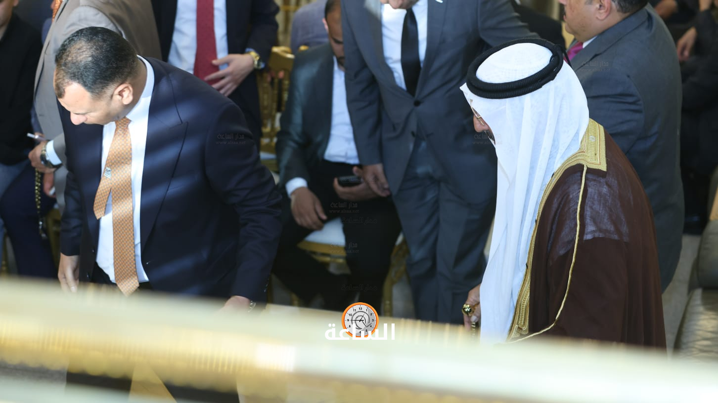 Madar Al-Saa Images 0.17989791993429083