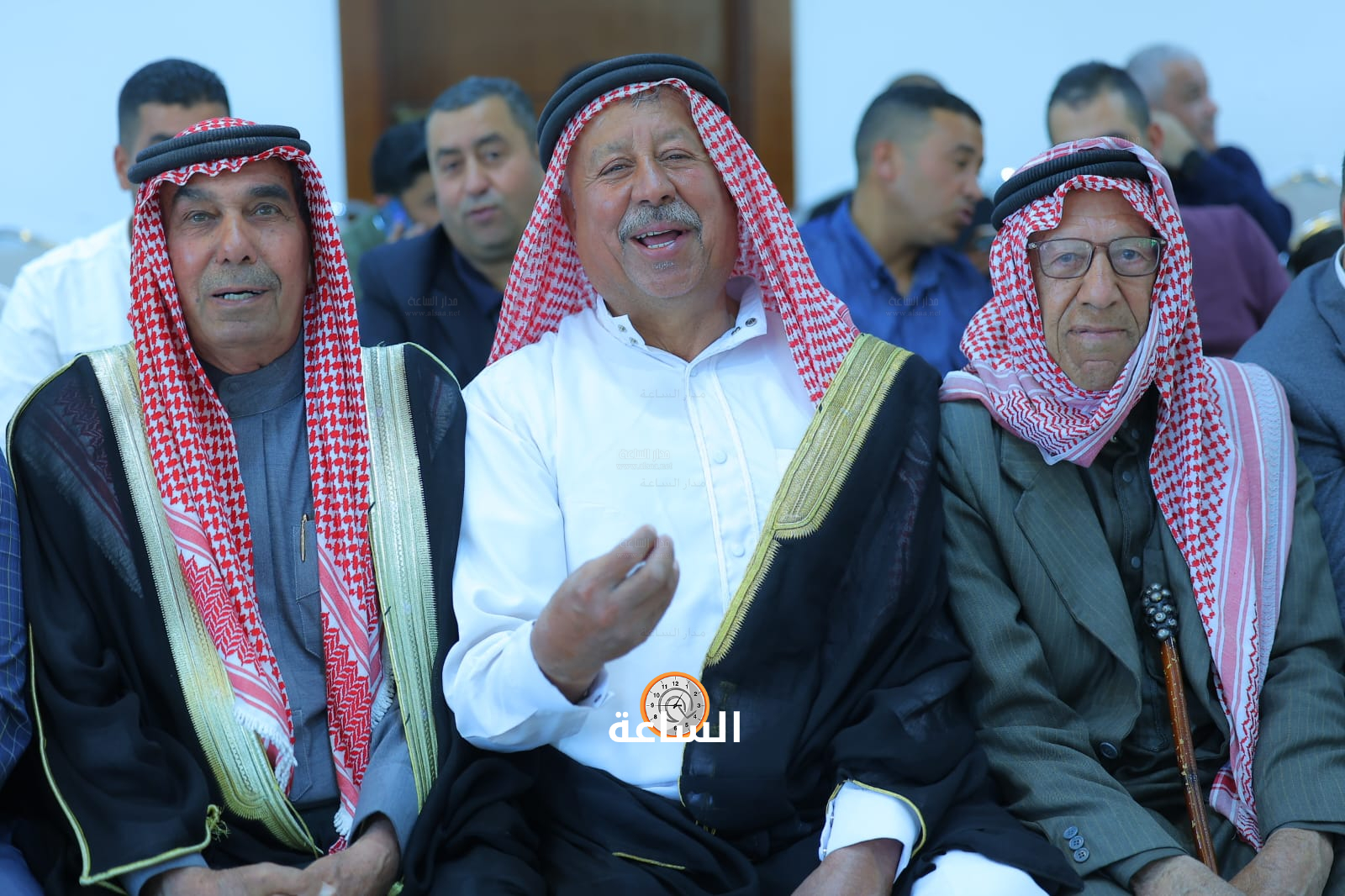 Madar Al-Saa Images 0.7325052153941874