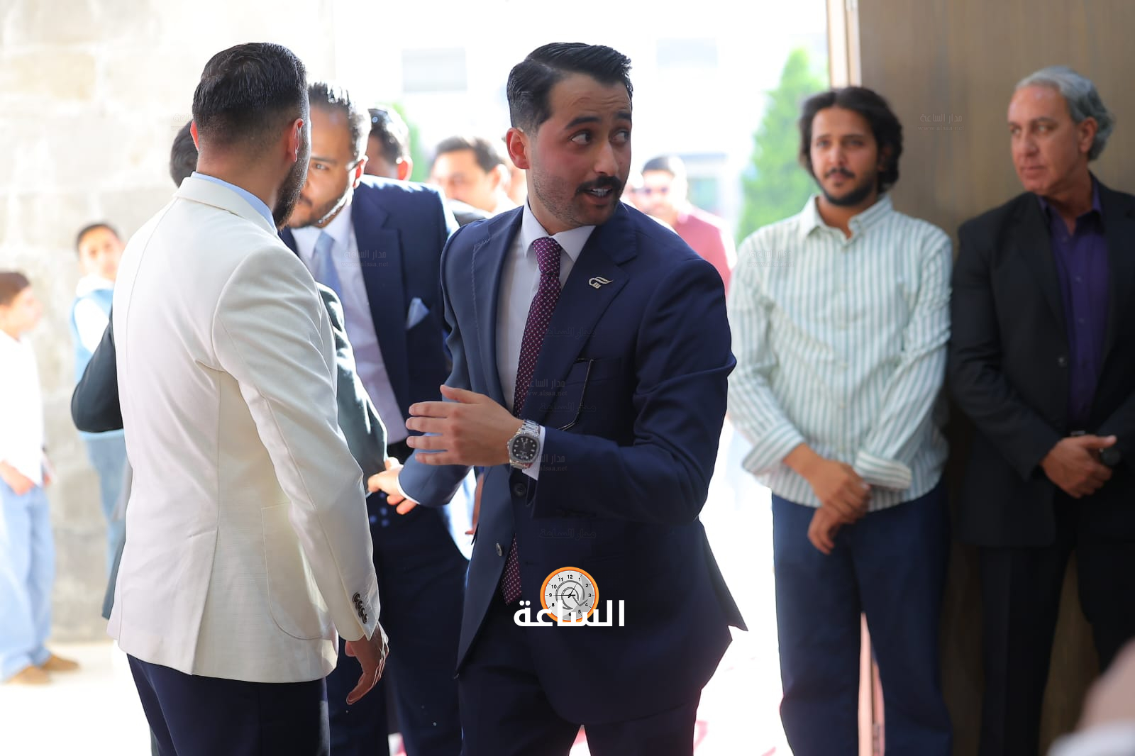 Madar Al-Saa Images 0.7294123856792584