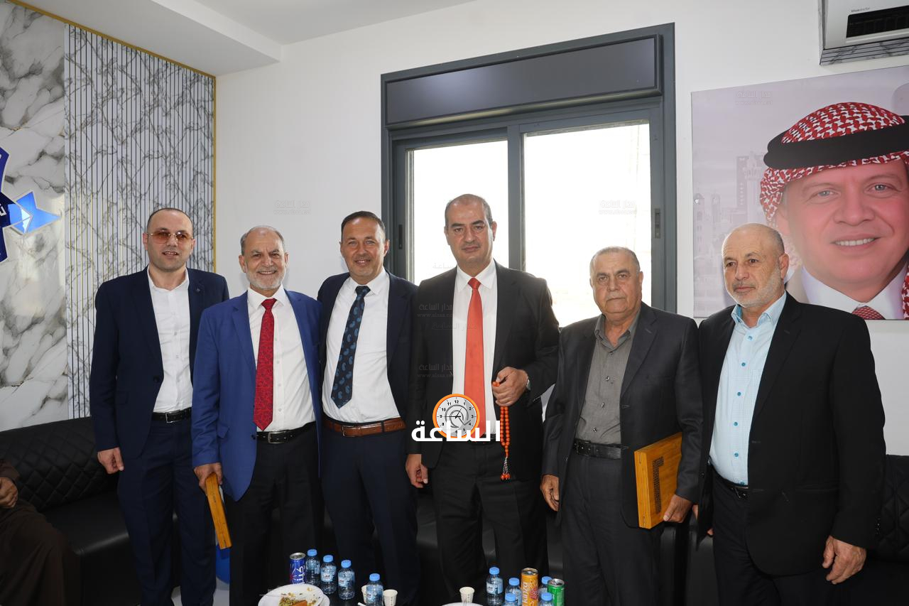 Madar Al-Saa Images 0.7362526531153669