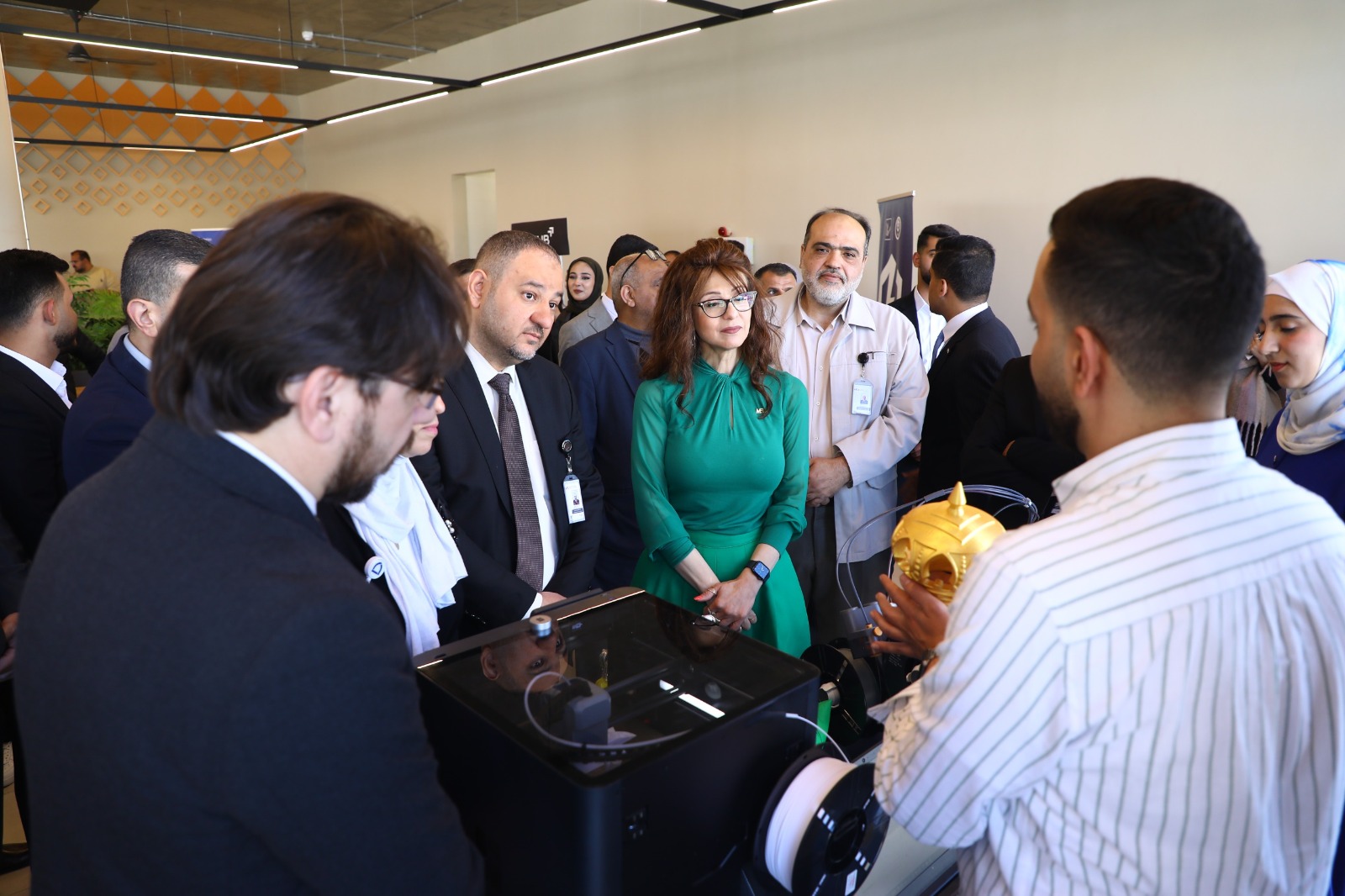 Madar Al-Saa Images 0.7419805727985734