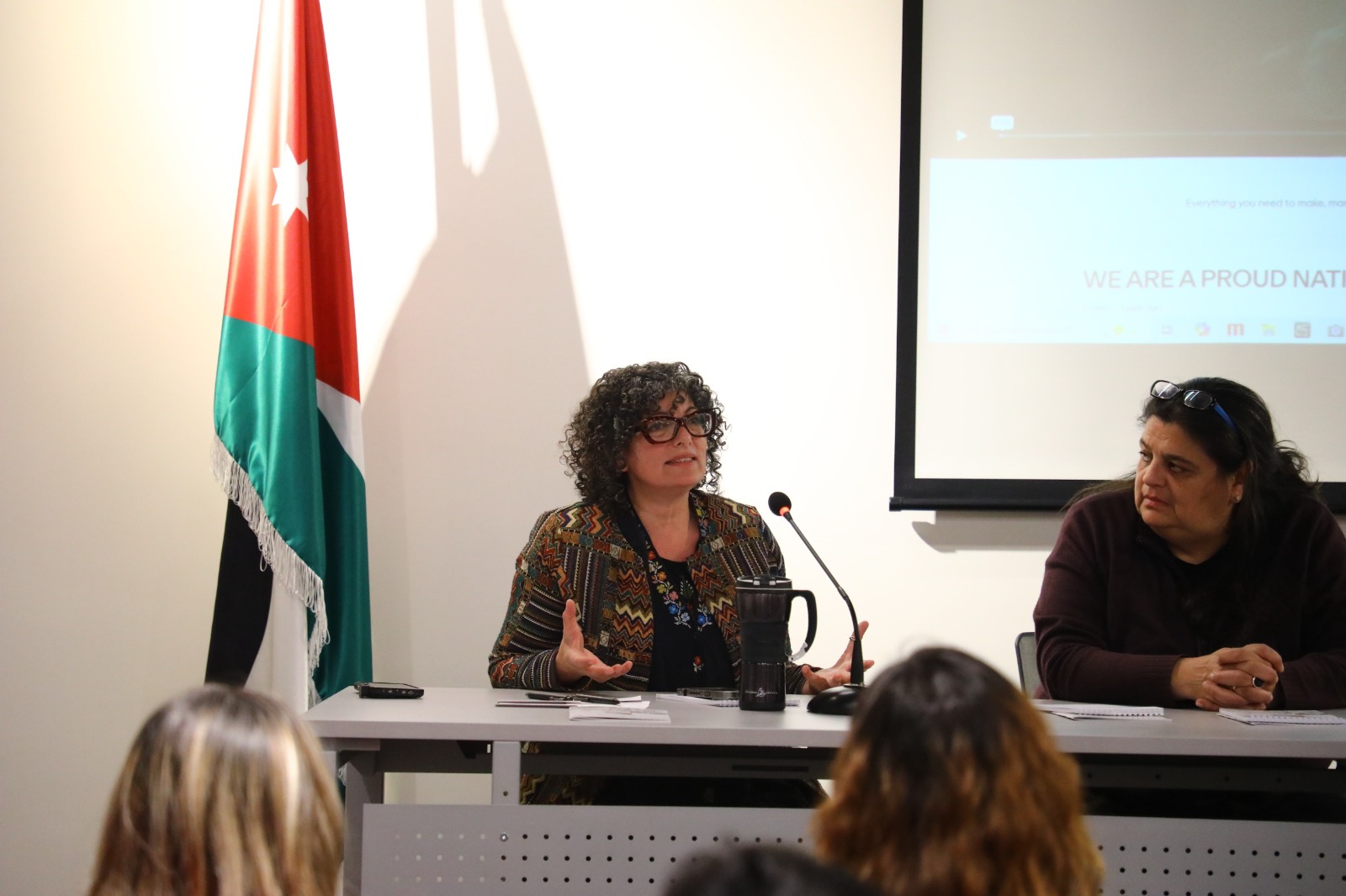 Madar Al-Saa Images 0.8346523208688552