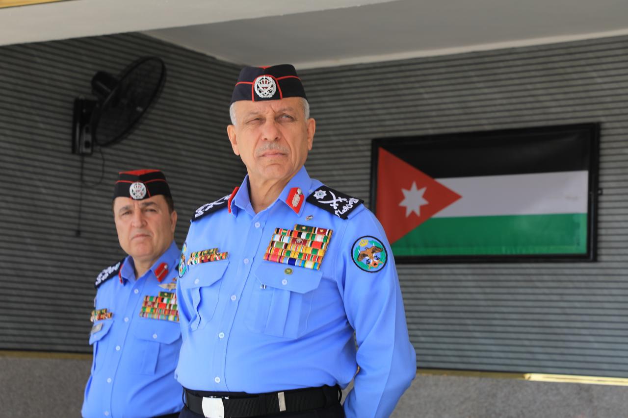 Madar Al-Saa Images 0.5079471969724731