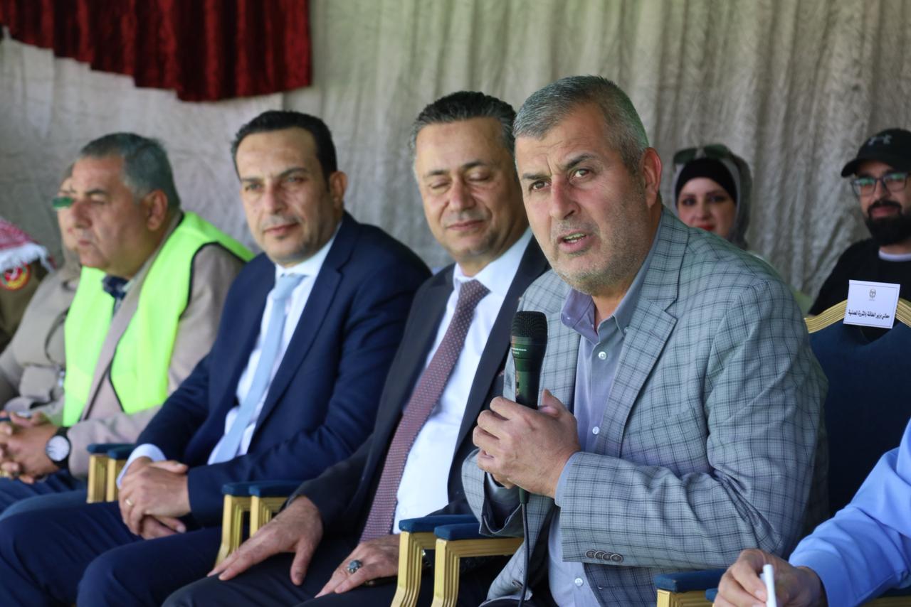 Madar Al-Saa Images 0.17696209746574143