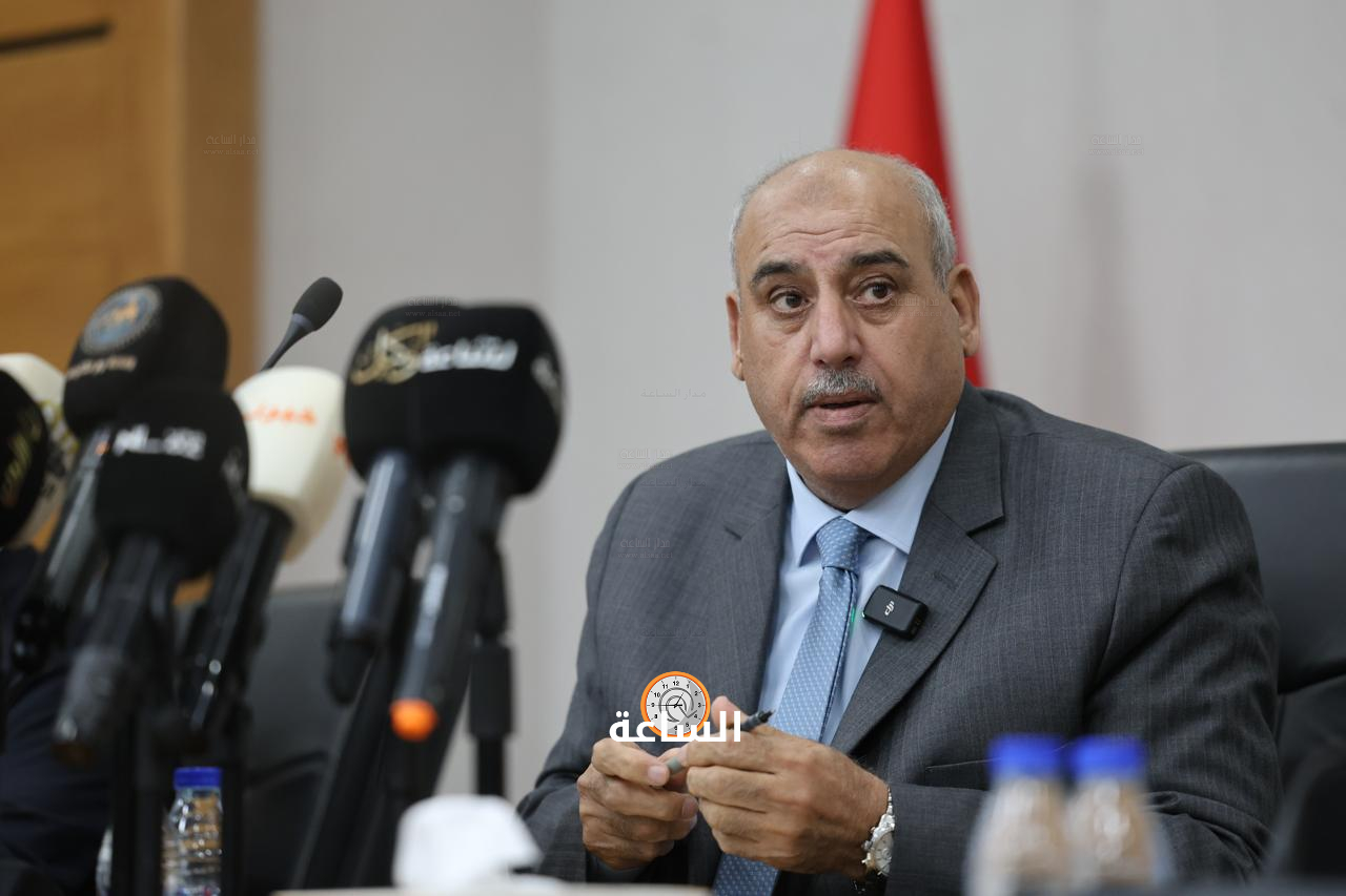 Madar Al-Saa Images 0.7330535878700235