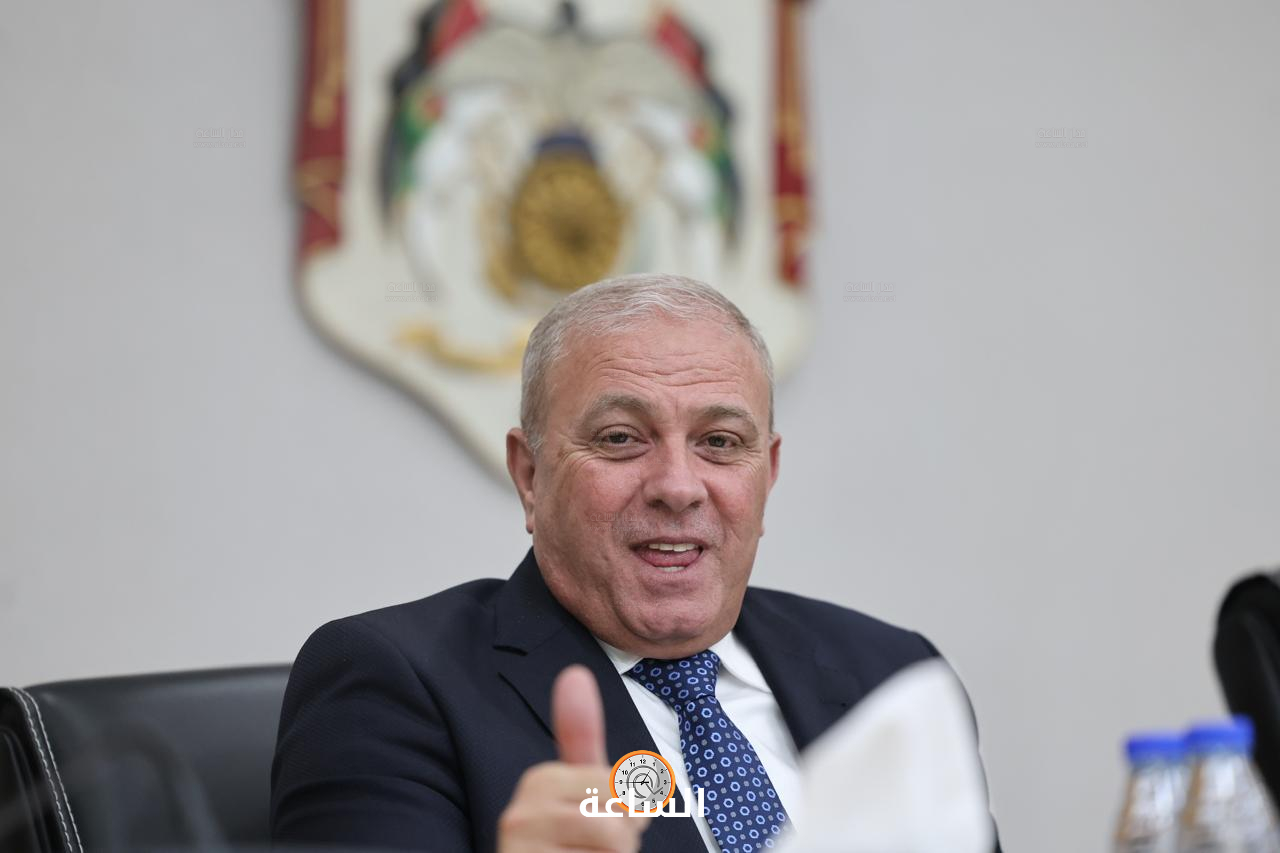 Madar Al-Saa Images 0.7781421010302013