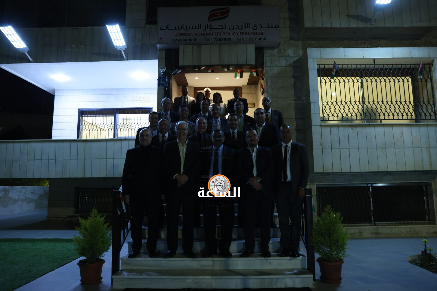 Madar Al-Saa Images 0.7126263070454224