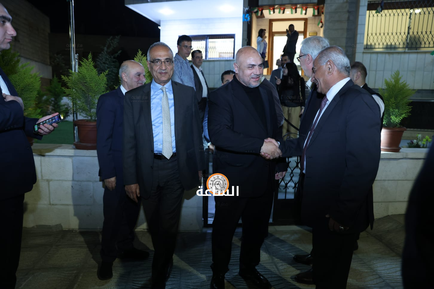 Madar Al-Saa Images 0.5859967380225547