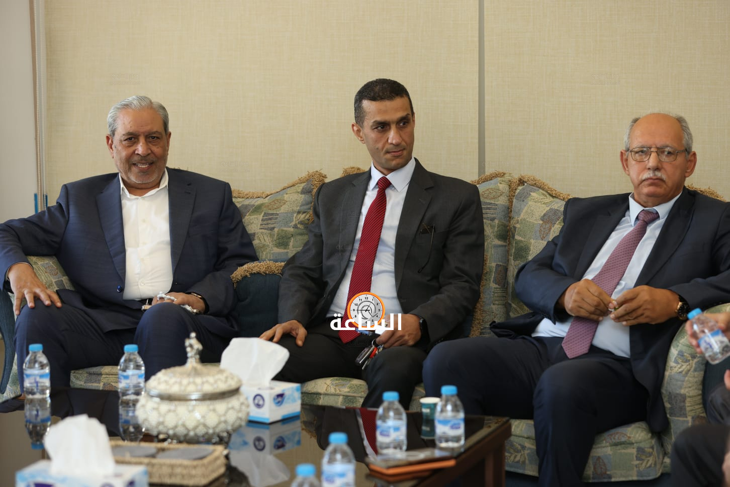 Madar Al-Saa Images 0.24021805675536378