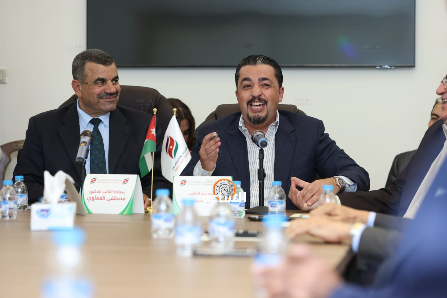 Madar Al-Saa Images 0.3602280836573587