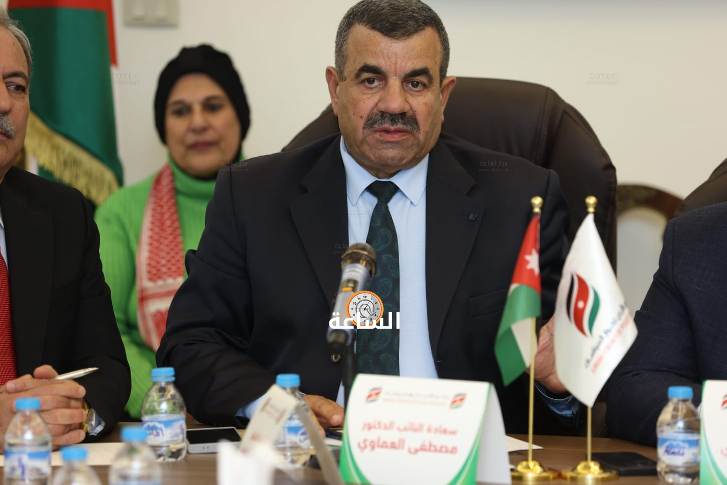 Madar Al-Saa Images 0.8049352189329024