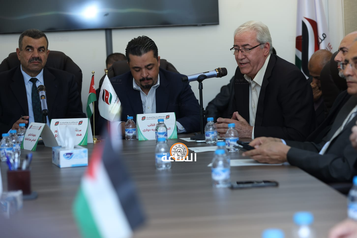 Madar Al-Saa Images 0.1589225590501251