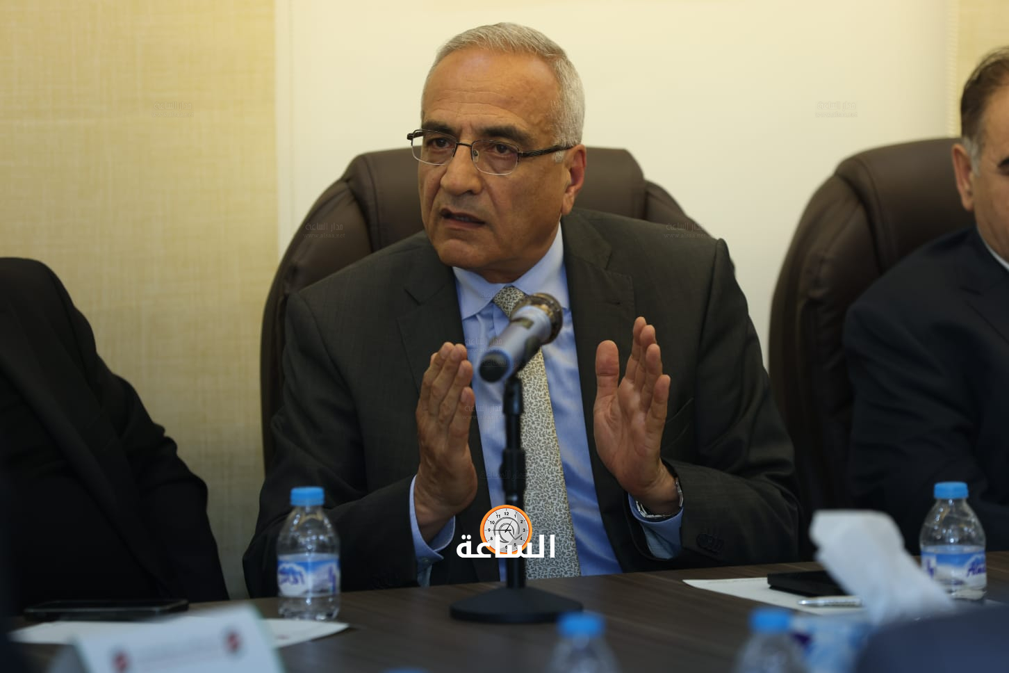 Madar Al-Saa Images 0.41393278096316877