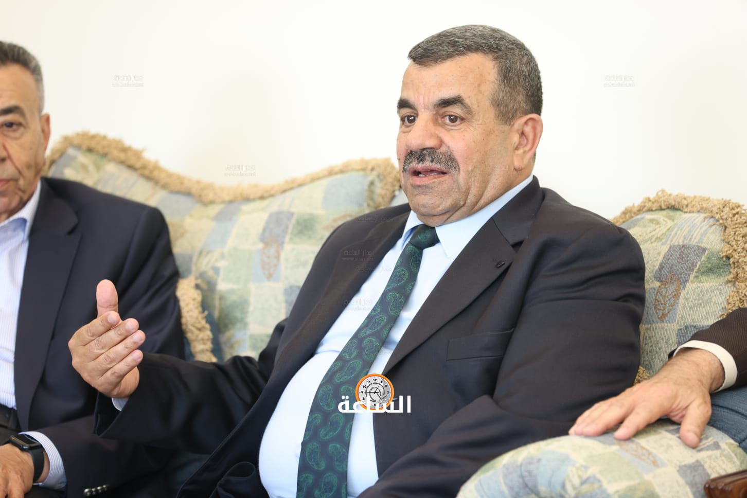 Madar Al-Saa Images 0.7443377354034295