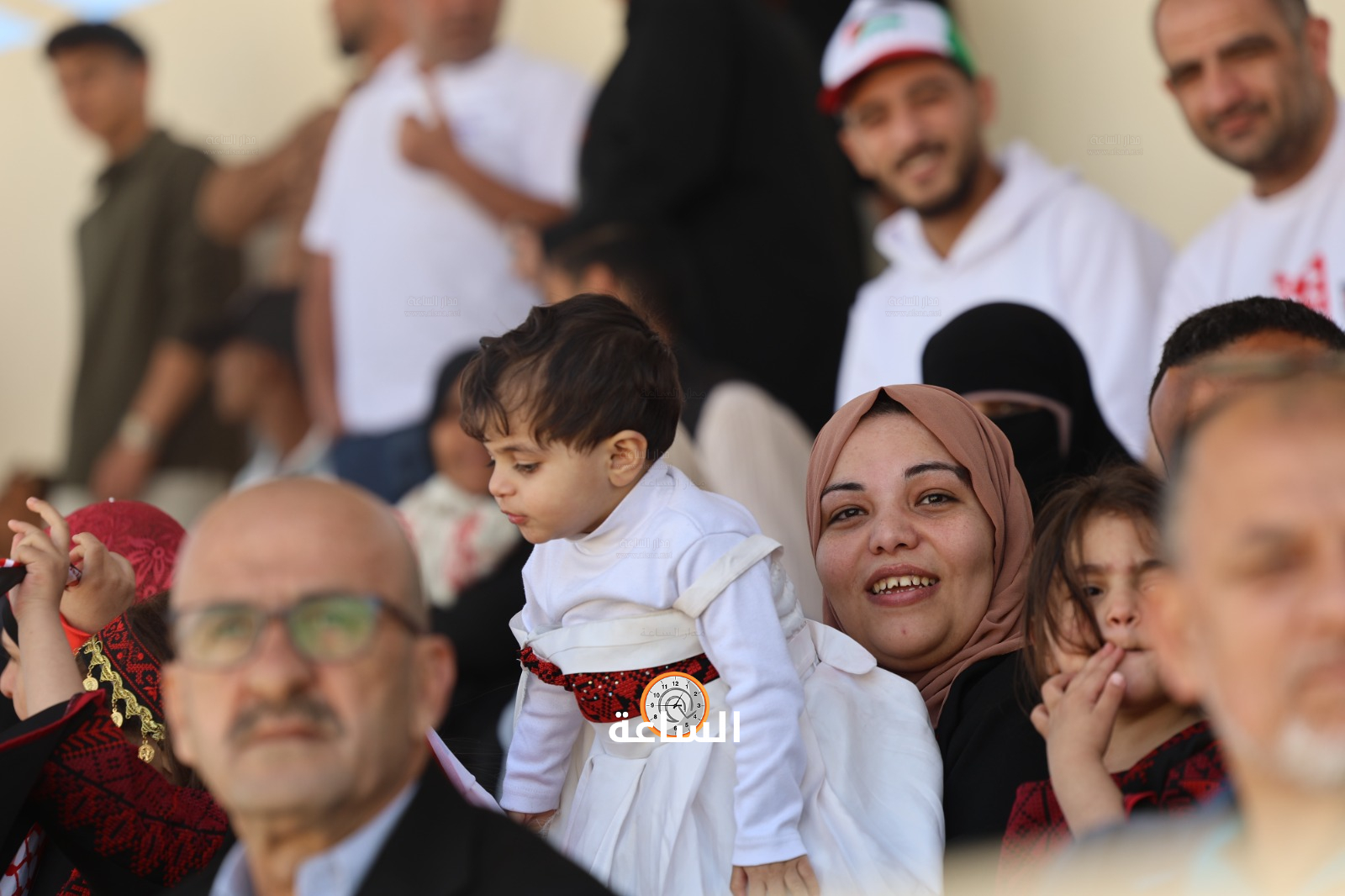 Madar Al-Saa Images 0.796483708654421