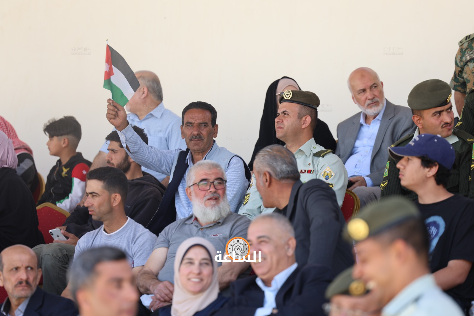 Madar Al-Saa Images 0.607156528934421