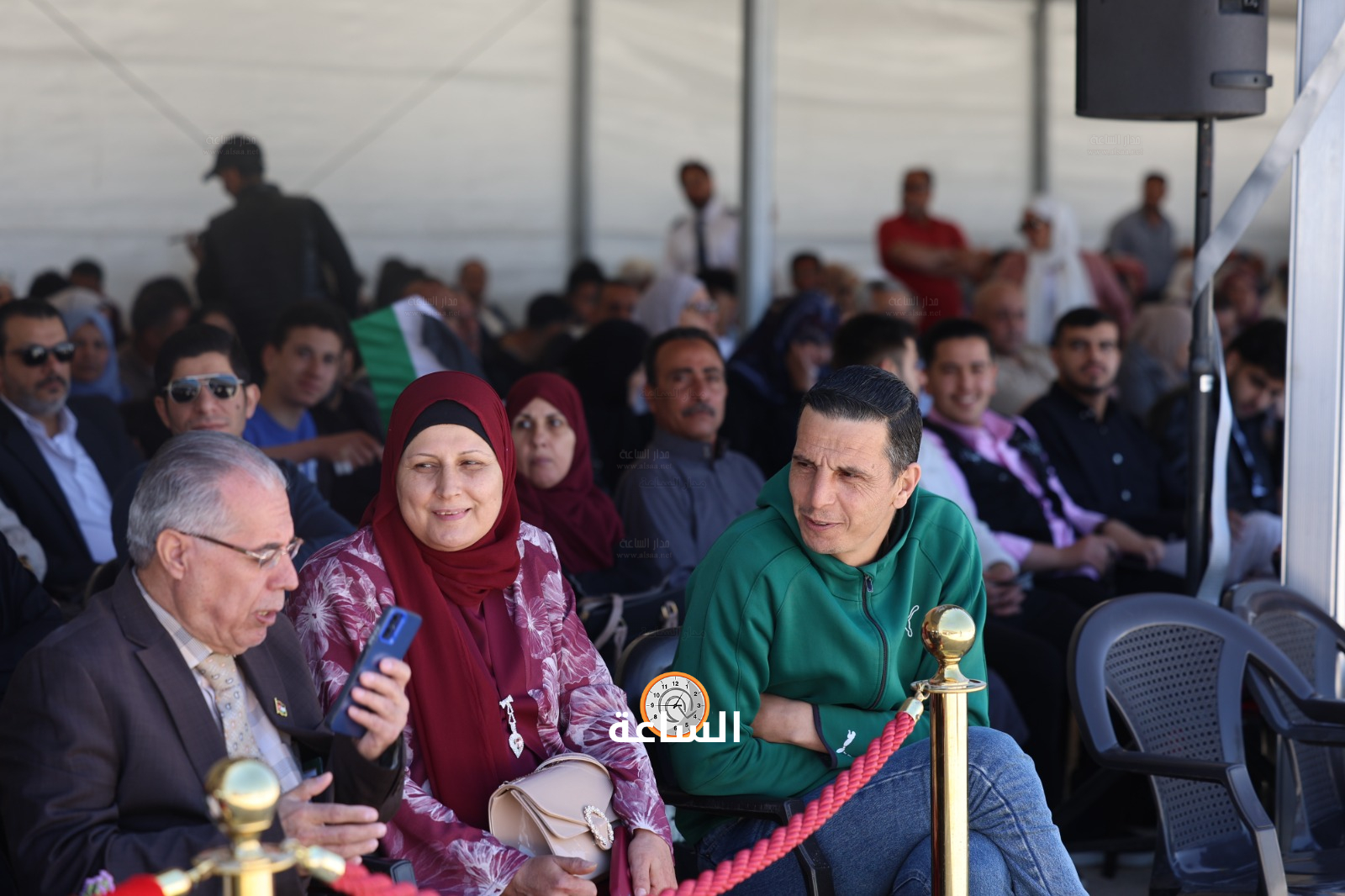 Madar Al-Saa Images 0.4655824979243358