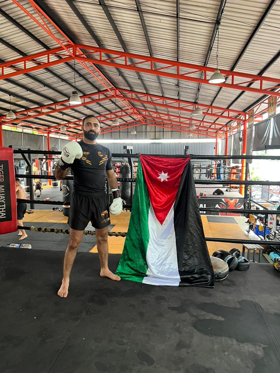 Madar Al-Saa Images 0.4674632759047289