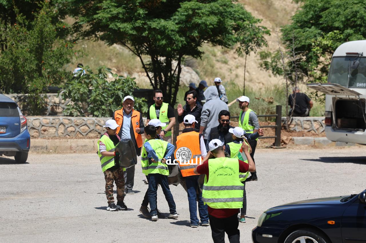 Madar Al-Saa Images 0.10059114707876593