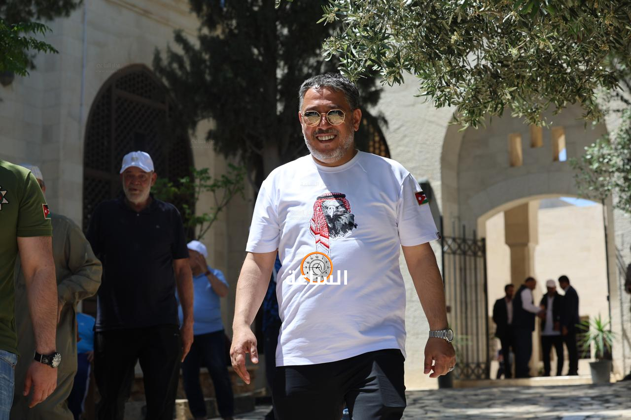 Madar Al-Saa Images 0.8999892407345044