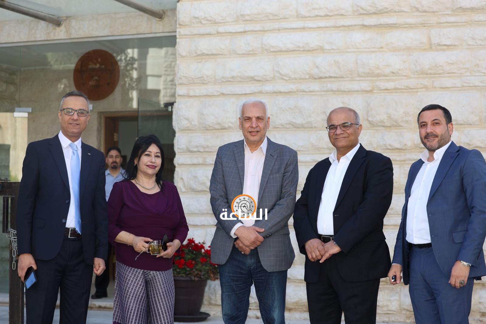 Madar Al-Saa Images 0.17571998491307583