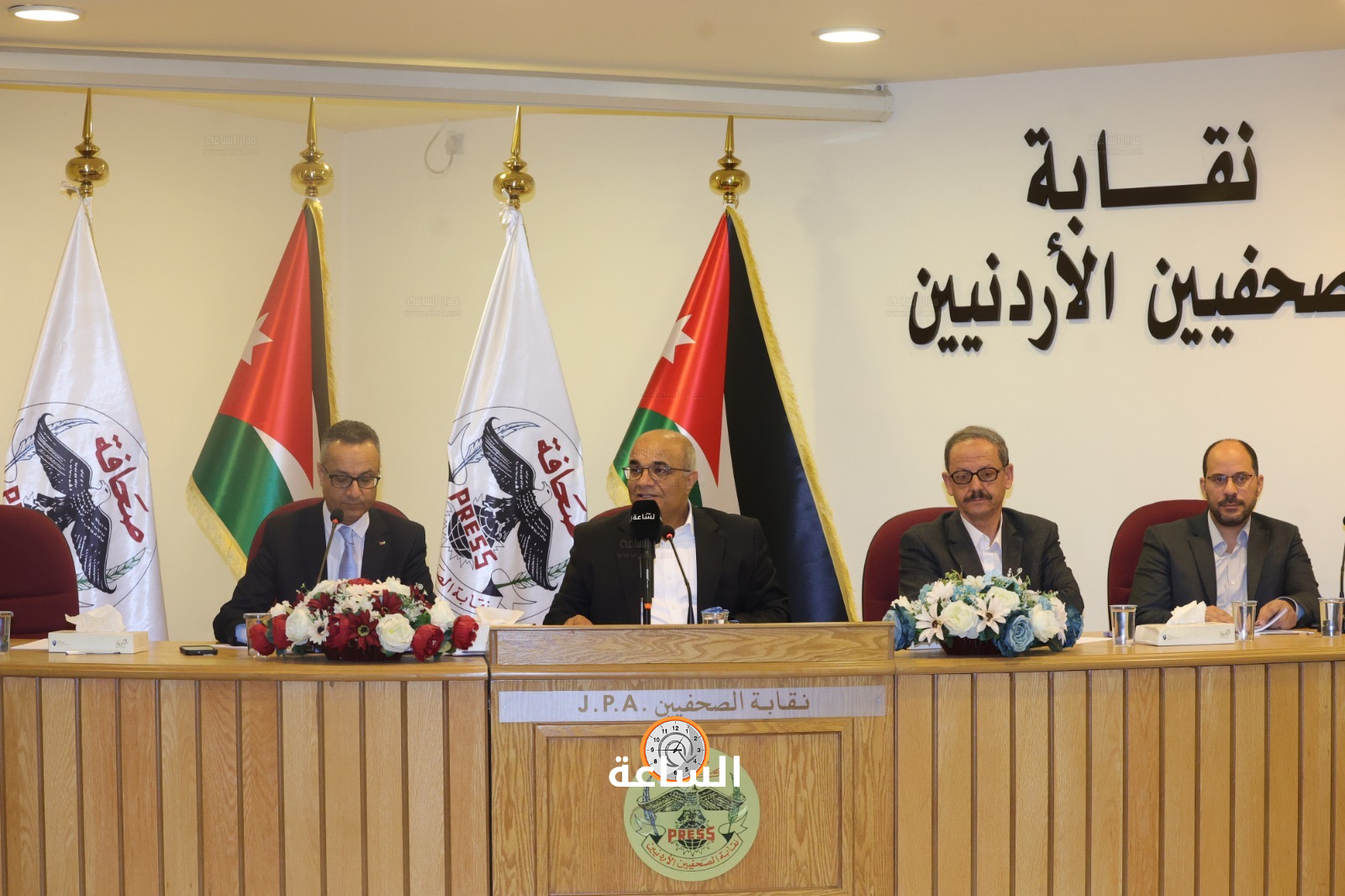 Madar Al-Saa Images 0.18047902924173997
