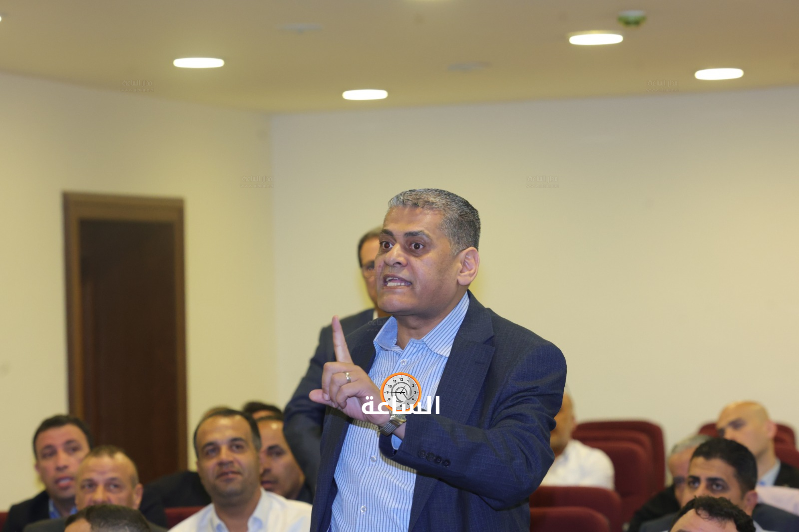 Madar Al-Saa Images 0.43733124622748165