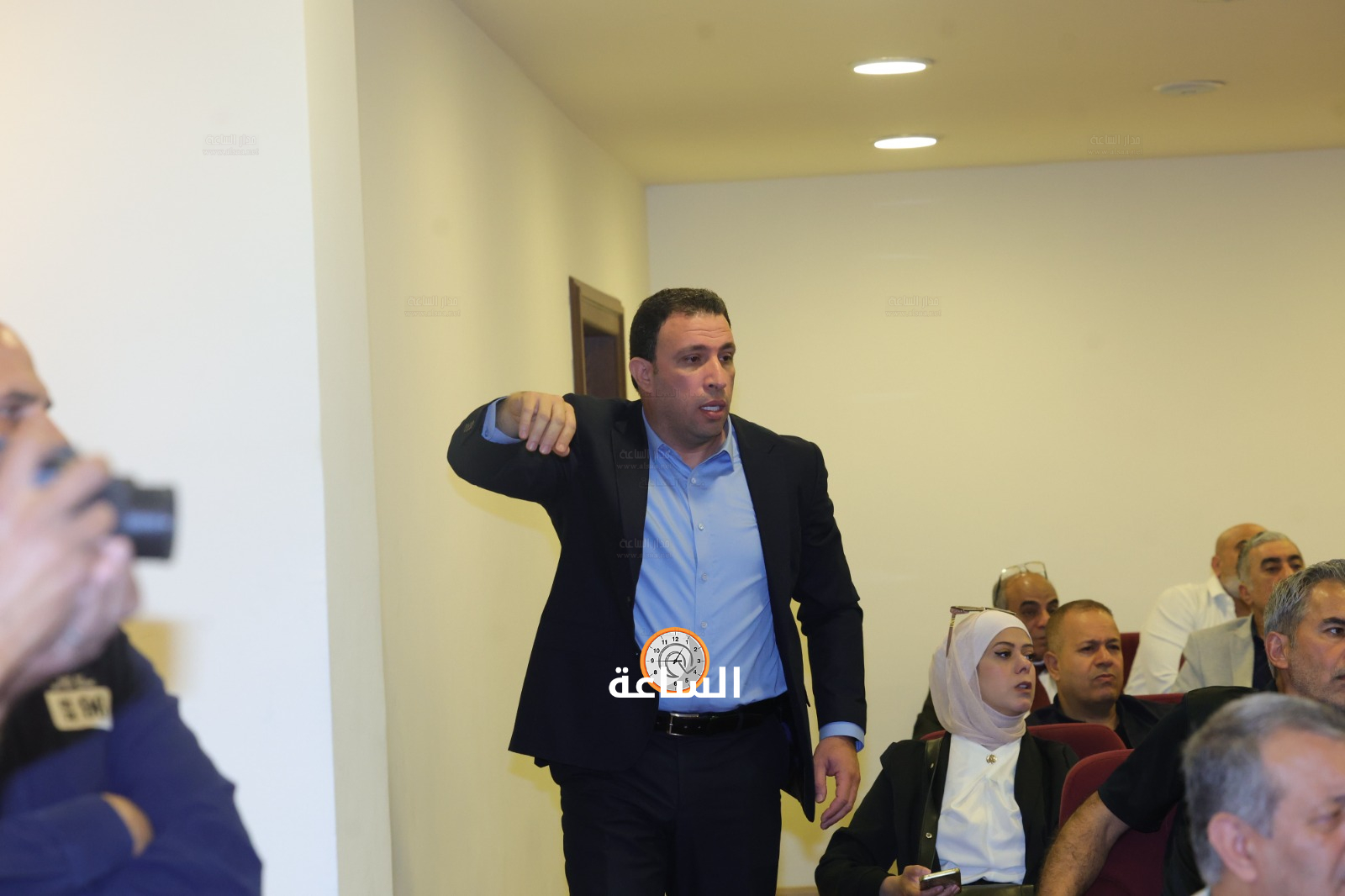 Madar Al-Saa Images 0.41397643293259945