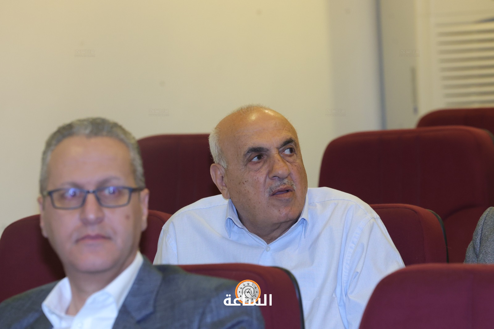 Madar Al-Saa Images 0.46177566289885175