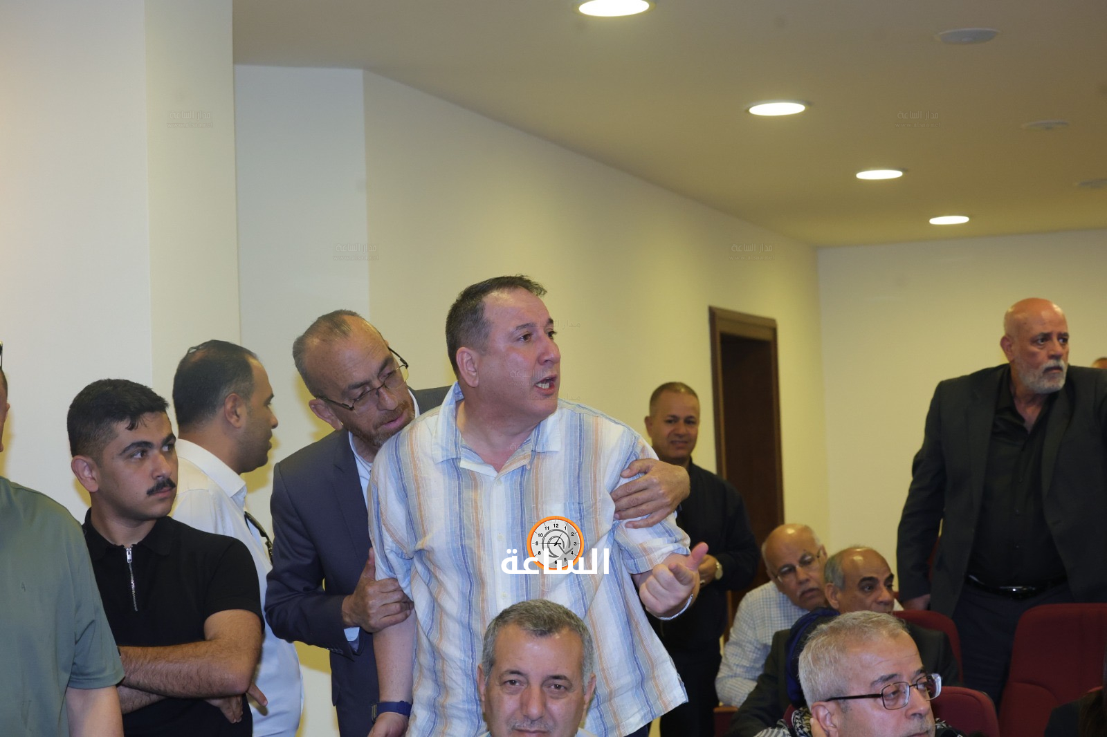 Madar Al-Saa Images 0.5797827923207786