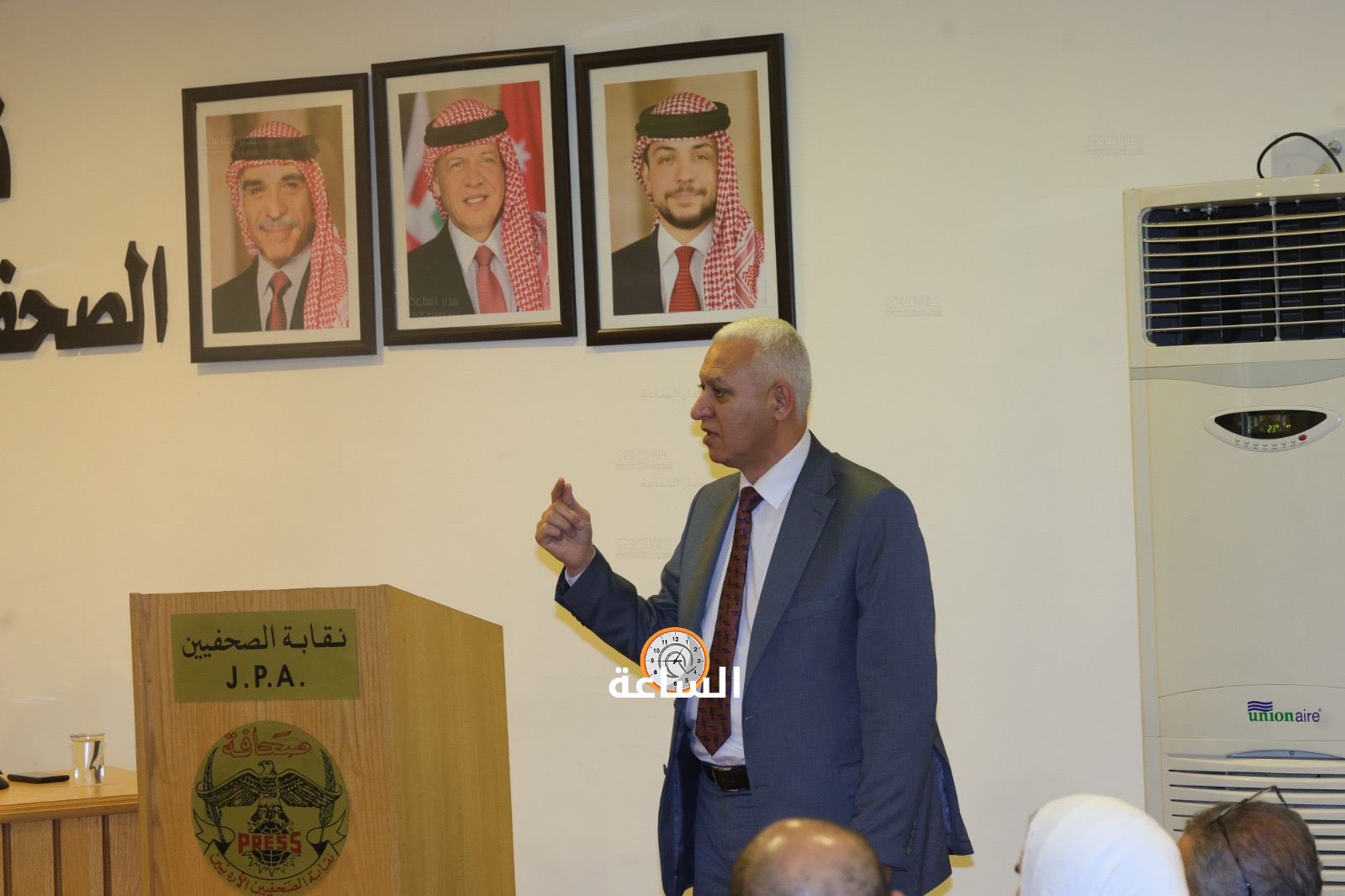 Madar Al-Saa Images 0.9723137335763112