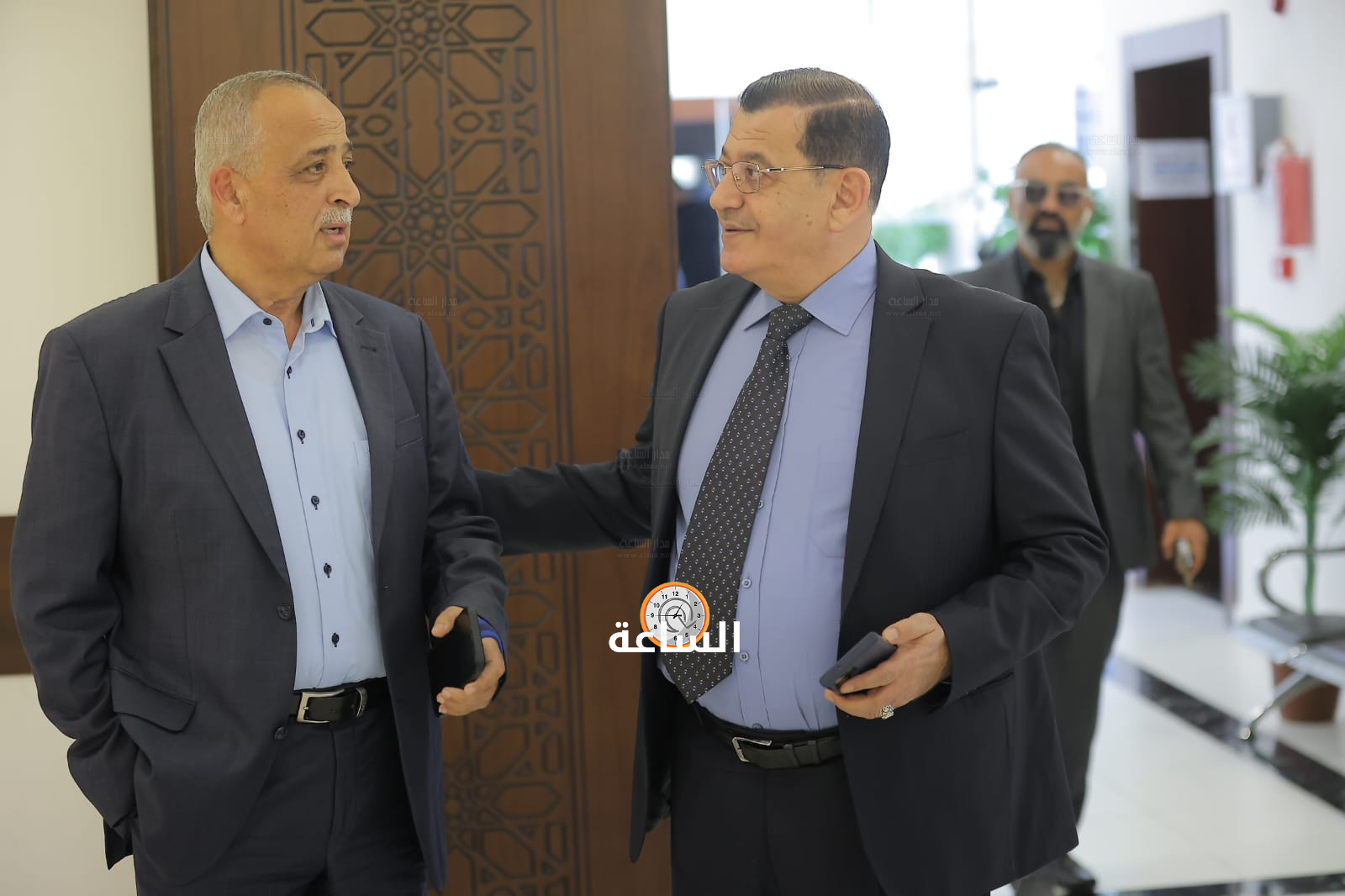 Madar Al-Saa Images 0.5108130091713432